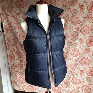 (170-1) Women navy blue Old Navy vest/jacket size S